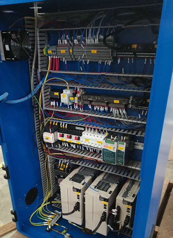 PLC可编程逻辑性控制板
